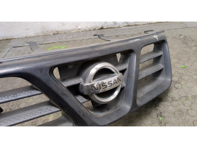 Решетка радиатора  Nissan X-Trail (T30) 2001-2006           2.2 62310EQ400