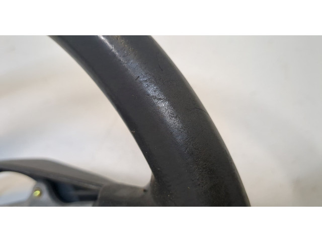 Руль  Mitsubishi Carisma           