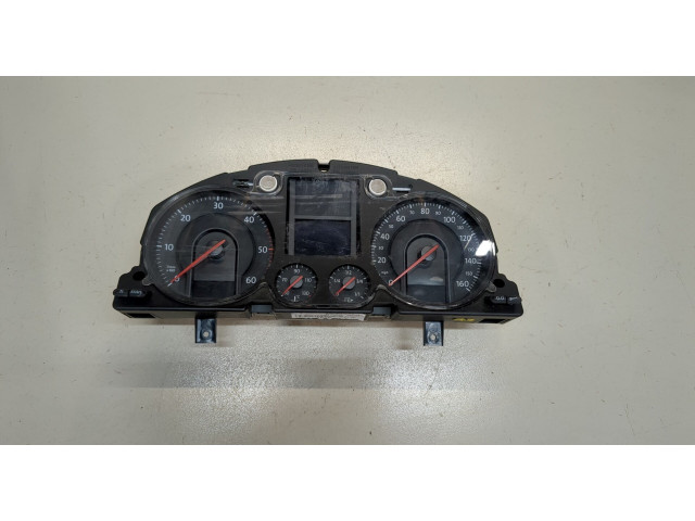 Панель приборов  Volkswagen Passat 6 2005-2010       3C0920960K     