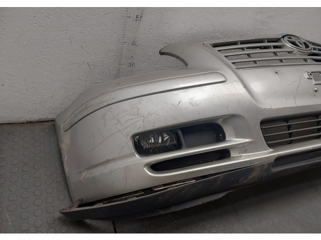 Бампер  Toyota Avensis 2 2003-2008 передний   5211905906