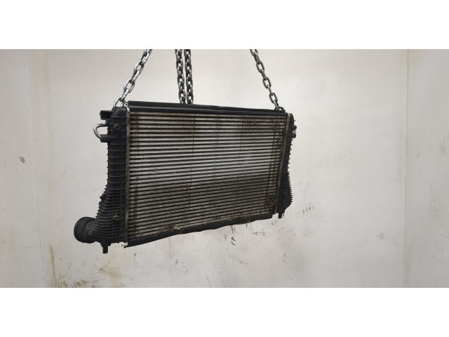 Интеркулер  Volkswagen Golf 5 2003-2009 1.9  1k0145803l    