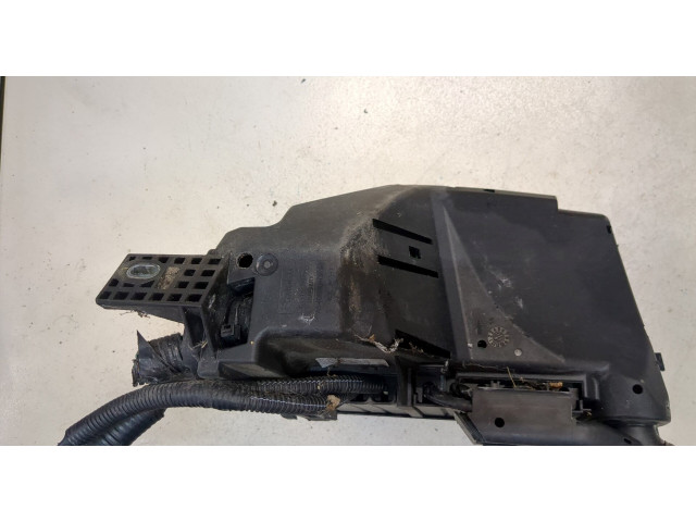 Блок предохранителей  Ford S-Max 2006-2010         