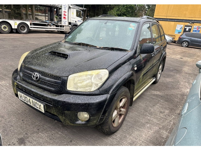 Вентилятор радиатора  Toyota RAV 4 2000-2005     2.0 бензин       