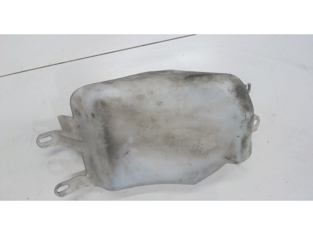 Бачок омывателя  Alfa Romeo GT 60687968, 60695396    1.9