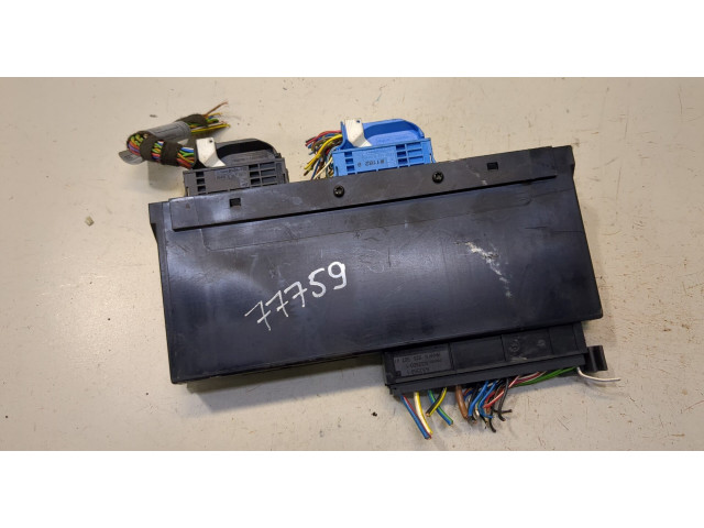 Блок комфорта  BMW 3 F30 2012-2019      61359176884  