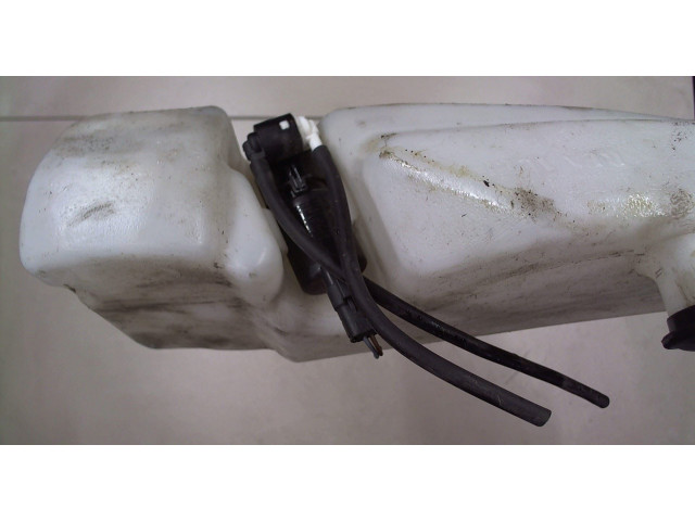 Бачок омывателя  Renault Duster 289106288R   1.5