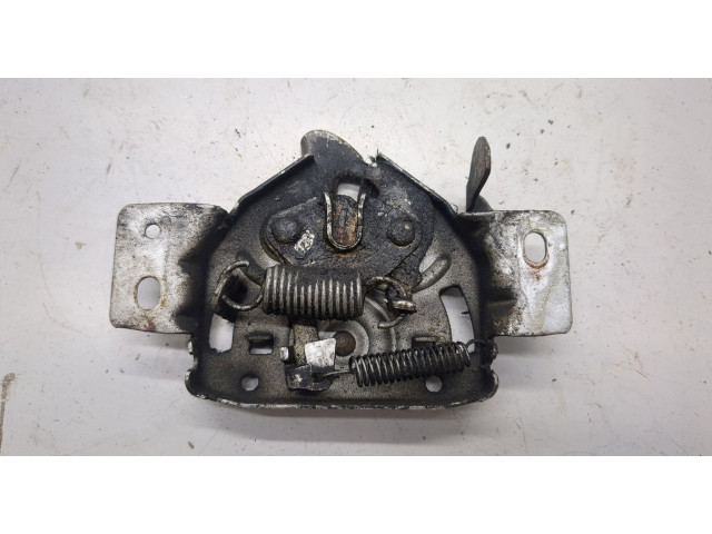Замок капота  Suzuki Grand Vitara 1997-2006     