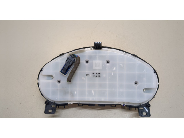 Панель приборов  Opel Astra J 2010-2017       13355678, 13355340     