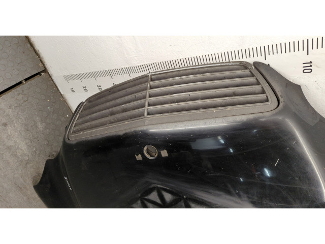 Решетка радиатора  Mercedes C W203 2000-2007          