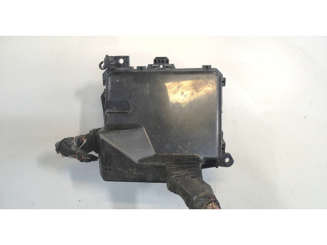 Блок предохранителей  Mitsubishi Outlander XL 2006-2012      8565A012     2.4