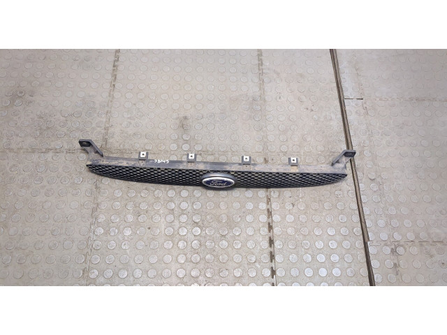 Решетка радиатора  Ford Escort 1995-2001          1.6 