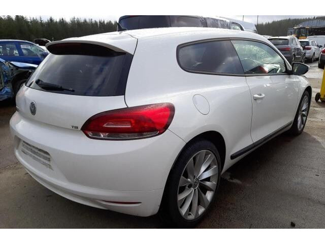 Генератор  Volkswagen Scirocco 2008-           1.4 бензин