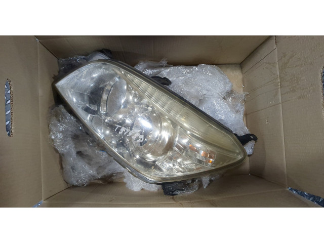 Фара передняя  Toyota RAV 4 2006-2013 левая 