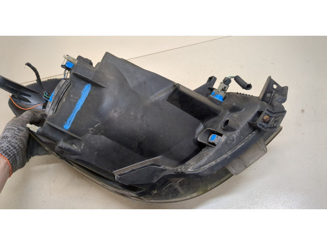 Фара передняя  Nissan Note E11 2006-2013 правая 