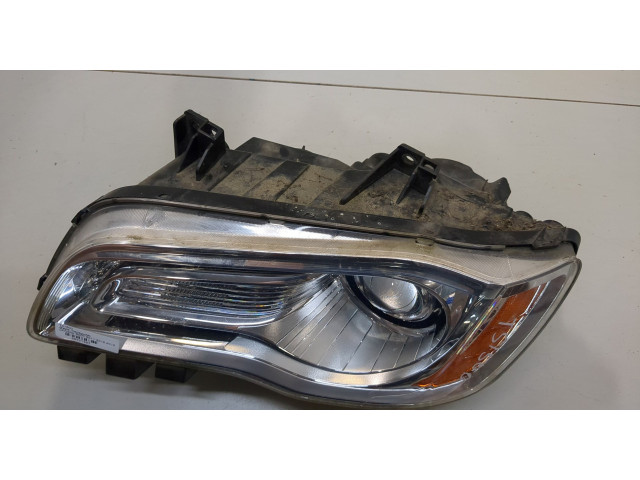 Фара передняя  Chrysler 300C 2011-2015 левая 