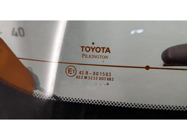 Моторчик заднего дворника  Toyota Yaris 1999-2006      
