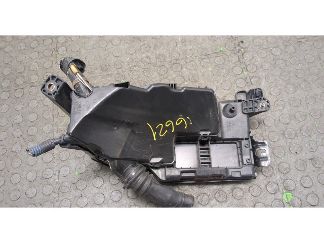 Блок предохранителей  Lexus LS460 2006-2012          4.6