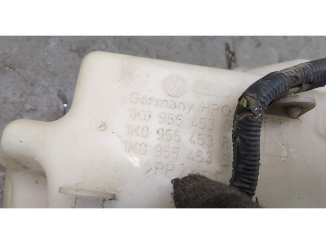 Бачок омывателя  Volkswagen Caddy 2004-2010 1K0955453S   
