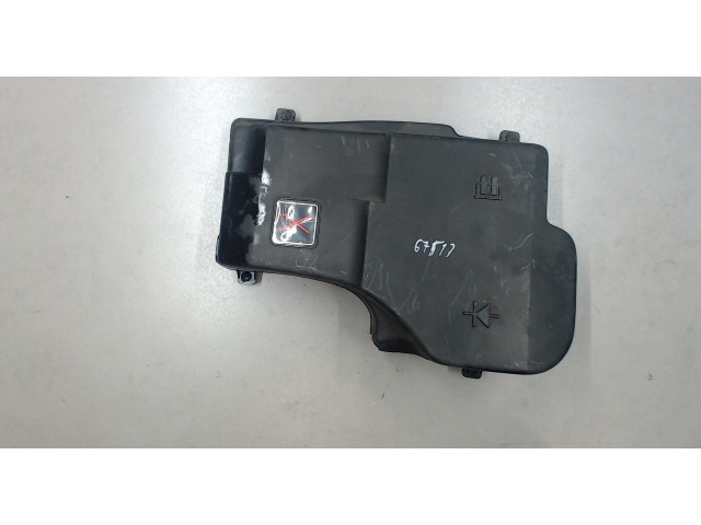 Корпус блока предохранителей  Peugeot 407      1922P4   2