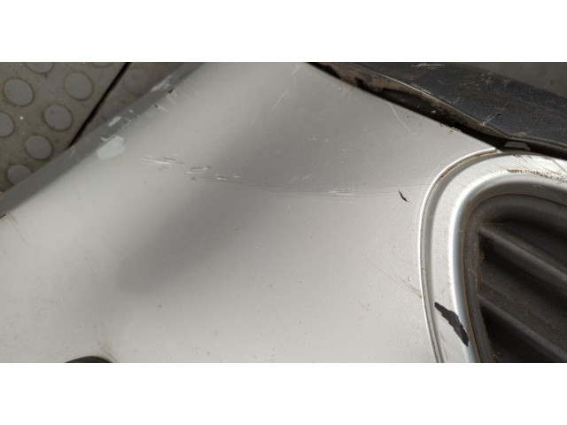 Бампер  Volkswagen Golf Plus передний   5M0807217E