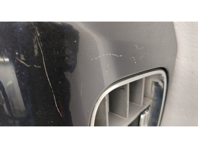 Решетка радиатора  Volvo XC90 2002-2006          