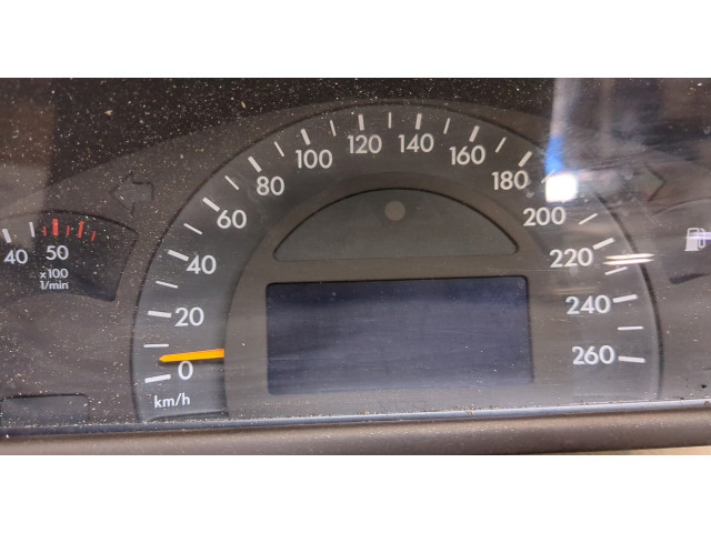 Панель приборов  Mercedes C W203 2000-2007            2.2  Дизель