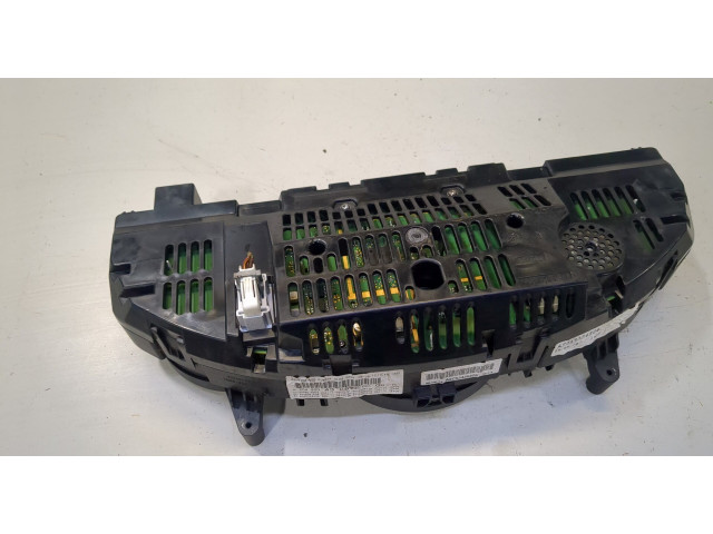 Панель приборов  Mercedes C W204 2007-2013       a2049004308     2.1  Дизель