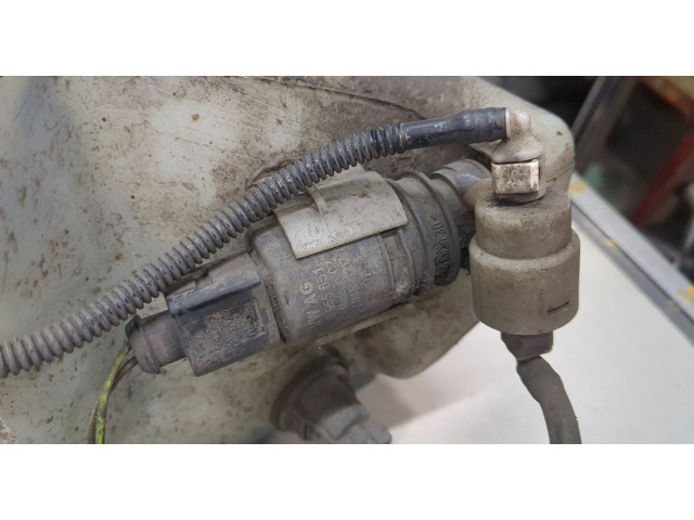 Бачок омывателя  Volkswagen Sharan 2000-2010     1.9