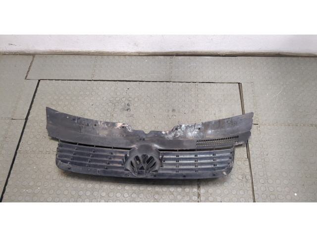 Решетка радиатора  Volkswagen Transporter 5 2003-2009          7H0853653