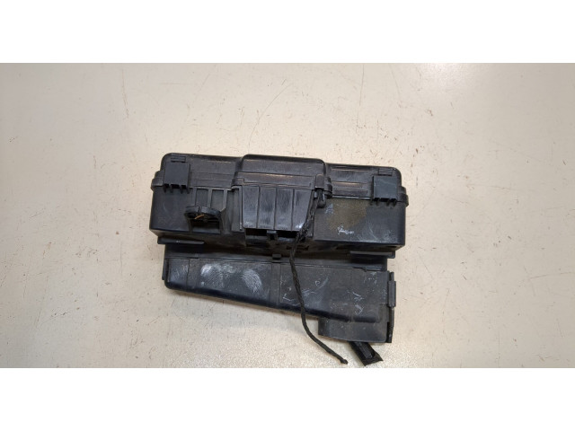 Блок предохранителей  Acura MDX 2001-2006         