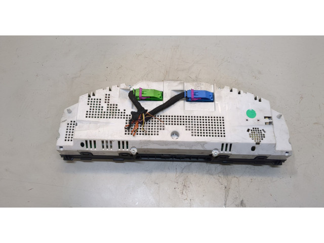 Панель приборов  Volkswagen Touareg 2002-2007       070906016BL     