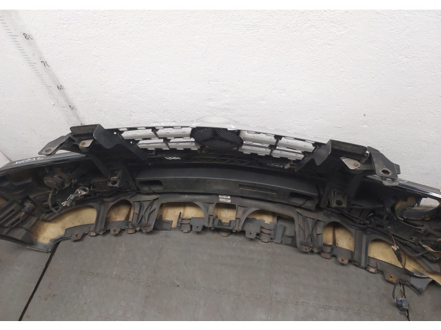 Бампер  Mercedes ML W164 2005-2011 передний   