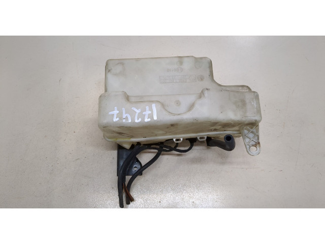 Бачок омывателя  BMW 7 E65 2001-2008 7048064   
