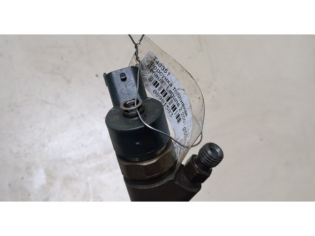 Форсунка топливная  Renault Laguna 2 2001-2007    0445110230     