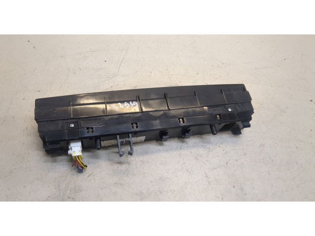 Дисплей бортового компьютера  Mazda 6 (GG) 2002-2008 CADM4592AK       