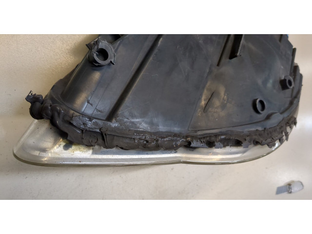 Фара передняя  Volkswagen Touareg 2007-2010 правая 