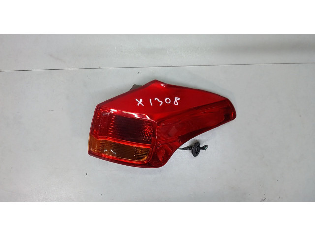 Задний фонарь     8155142170   Toyota RAV 4 2013-2015 