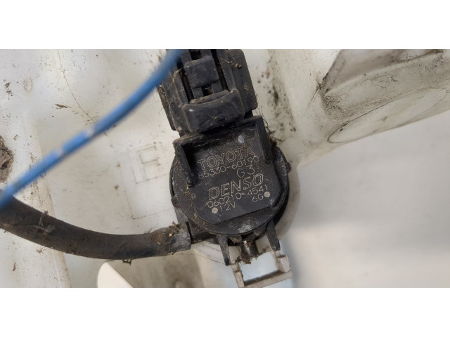 Бачок омывателя  Toyota RAV 4 2000-2005    