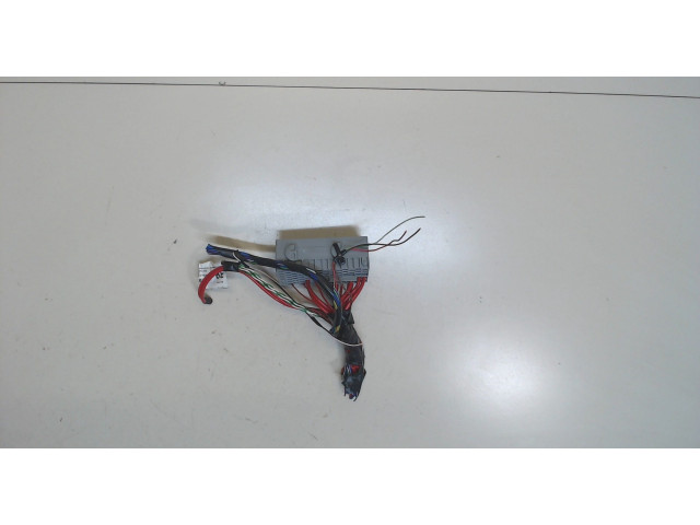 Блок предохранителей  Volvo XC90 2002-2006      8637669    4.4