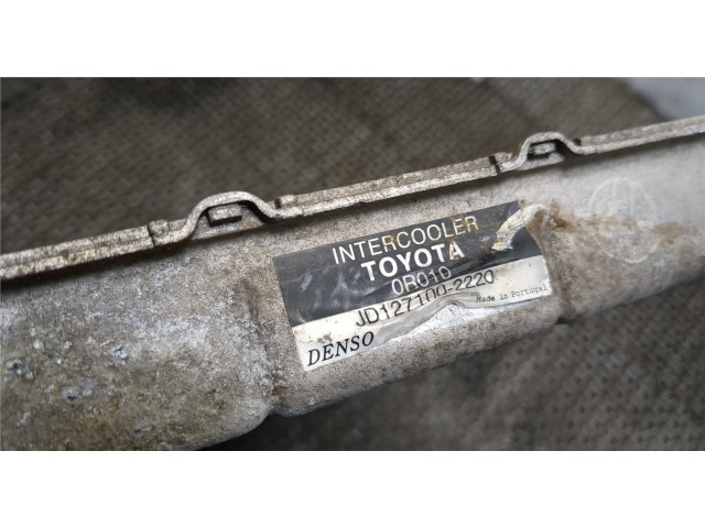 Интеркулер  Toyota Corolla Verso 2004-2009 2.2  179400R010    