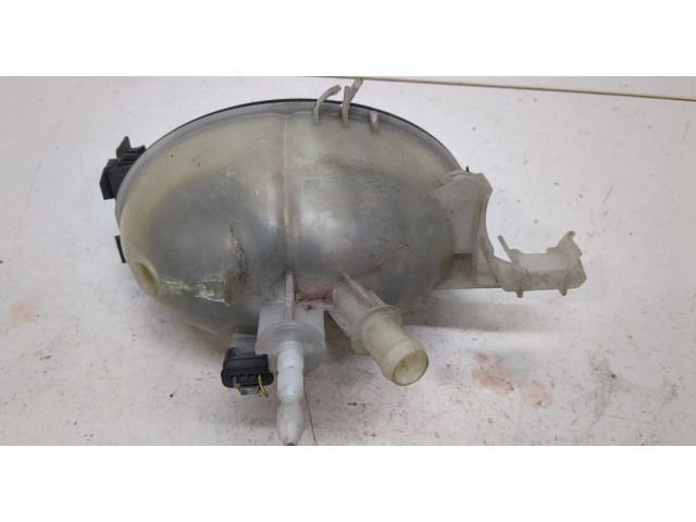 Бачок расширительный  Mercedes C W204 2007-2013 A2045000749   