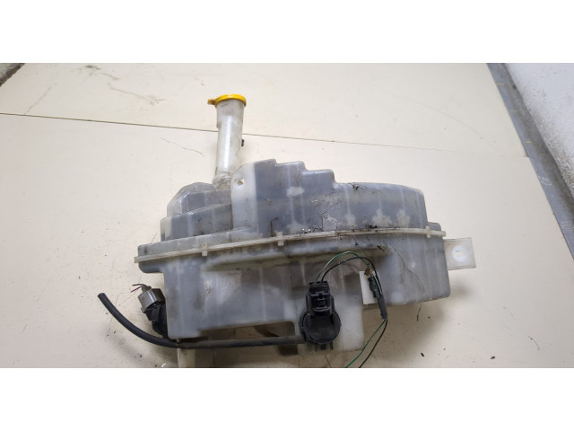 Бачок омывателя  Mazda 5 (CR) 2005-2010 860142721   