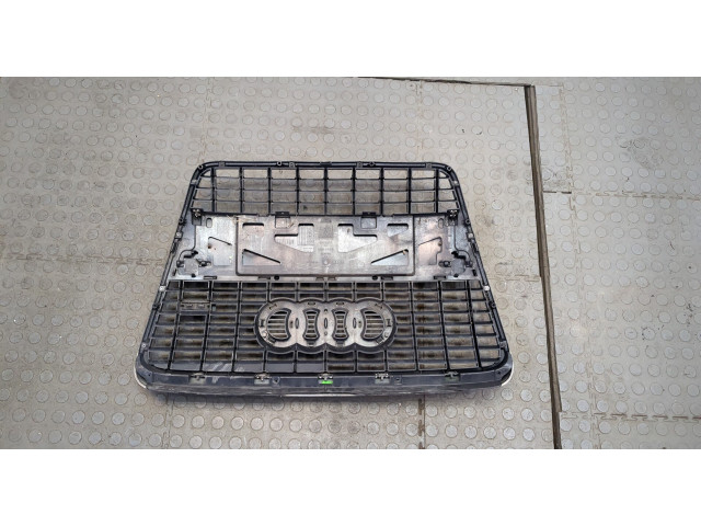 Решетка радиатора  Audi A6 (C6) 2005-2011           2.7 