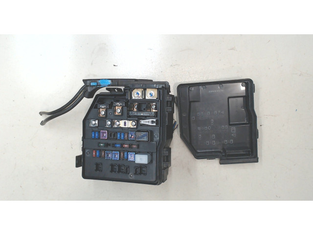 Блок предохранителей  Honda Civic 2006-2012          1.8