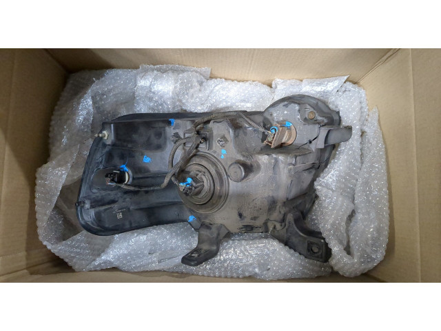 Фара передняя  Ford Explorer 2006-2010 правая 