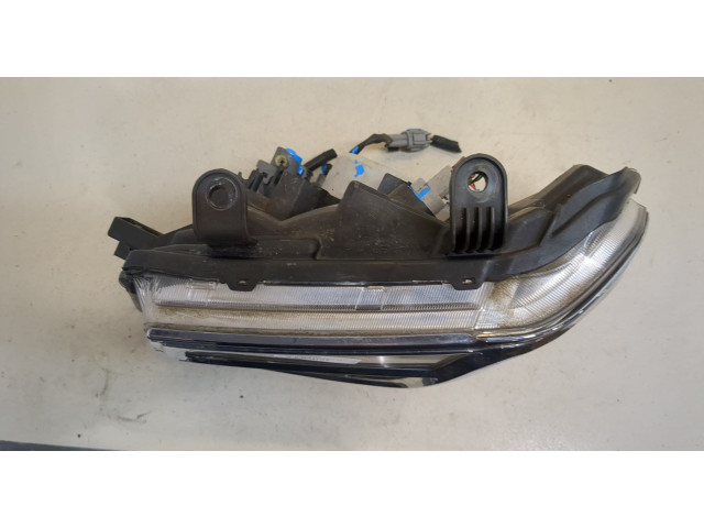 Фара передняя  Nissan Pathfinder 2004-2014 левая 