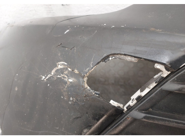 Решетка радиатора  Ford Focus 3 2011-2015          