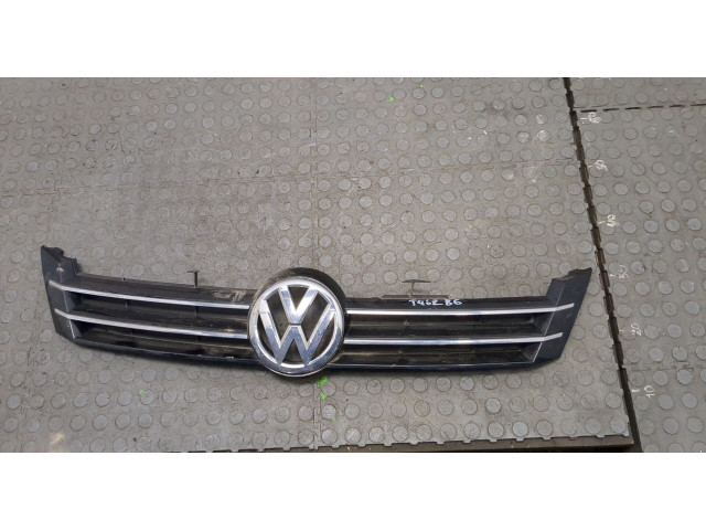 Решетка радиатора  Volkswagen Sharan 2010-2015          