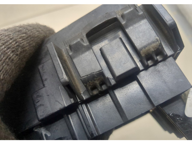 Блок предохранителей  Jeep Cherokee 2013-      68264536ab   