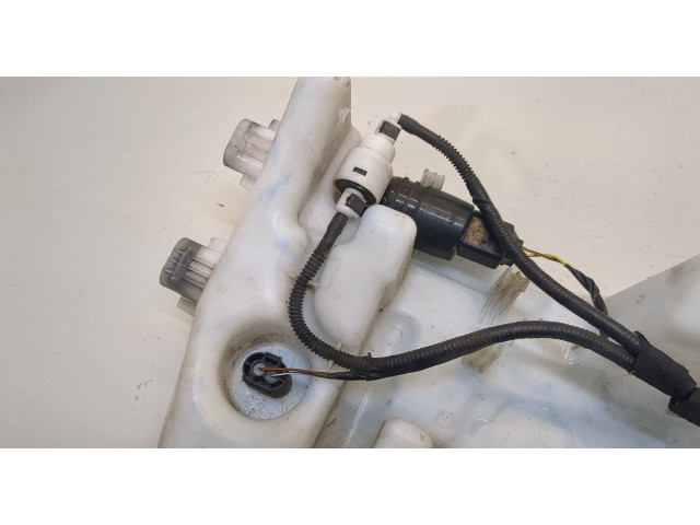 Бачок омывателя  BMW X1 (F48) 2015-2022 61667403903, 7403903   